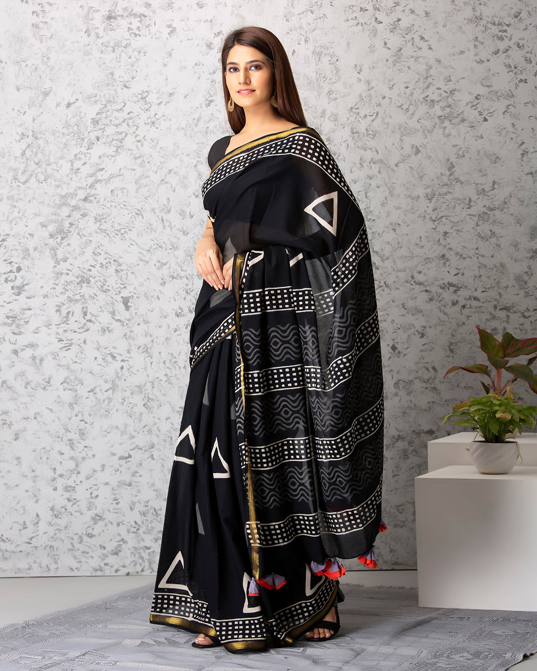 Handblock Print Mulmul Saree | Black Triangle Zari Border for Functions & Outings