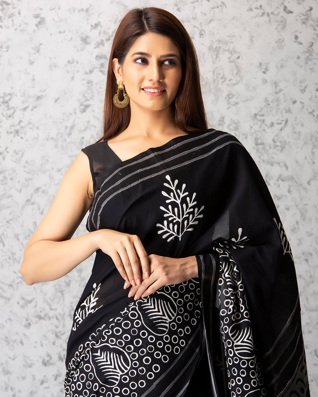 Handblock Print Mulmul Saree | Black Leafy Linear for Work, Brunch & Celebrations