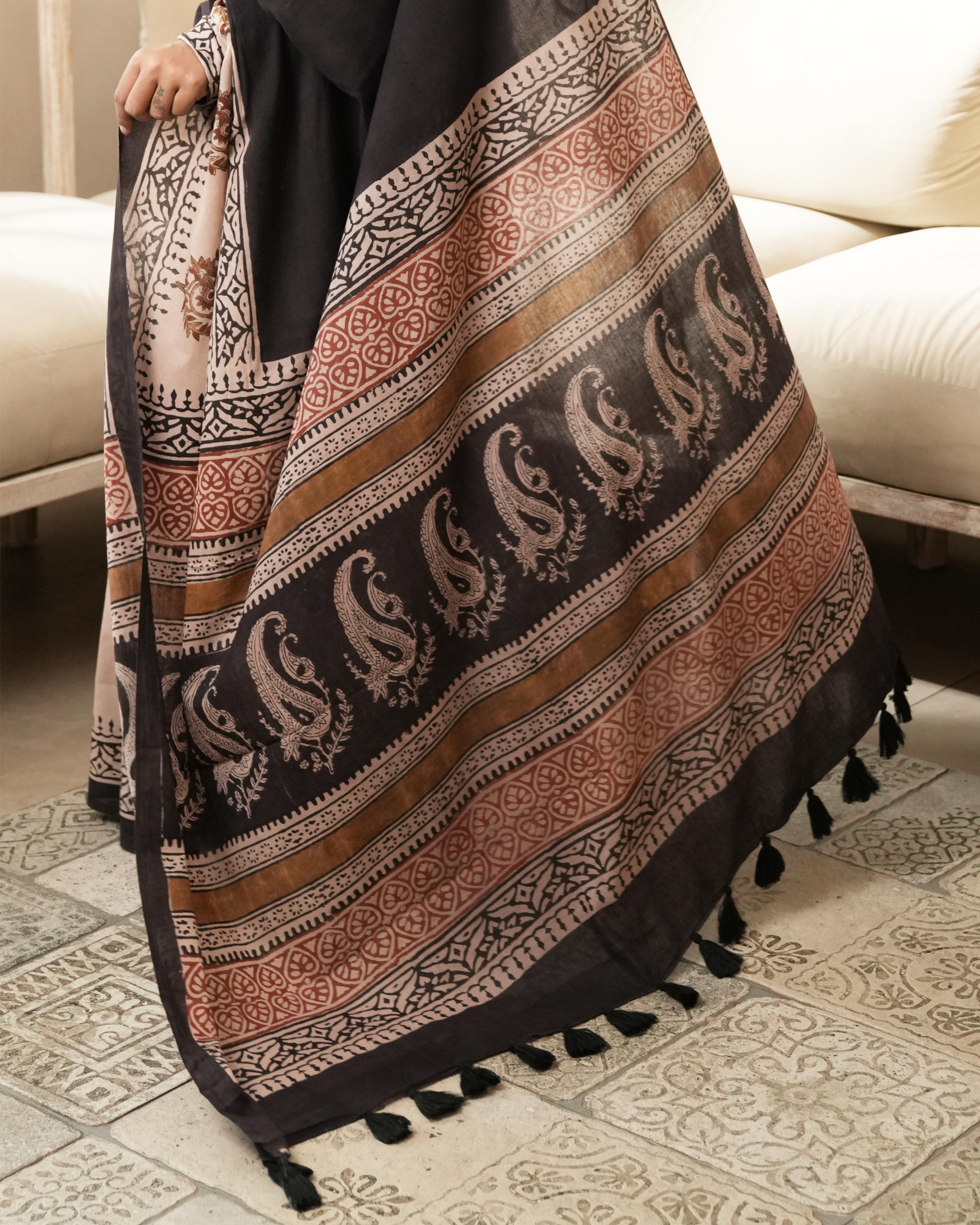 Bagru Print Mul Cotton Saree | Black Paisley Border for Office & Cultural Moments