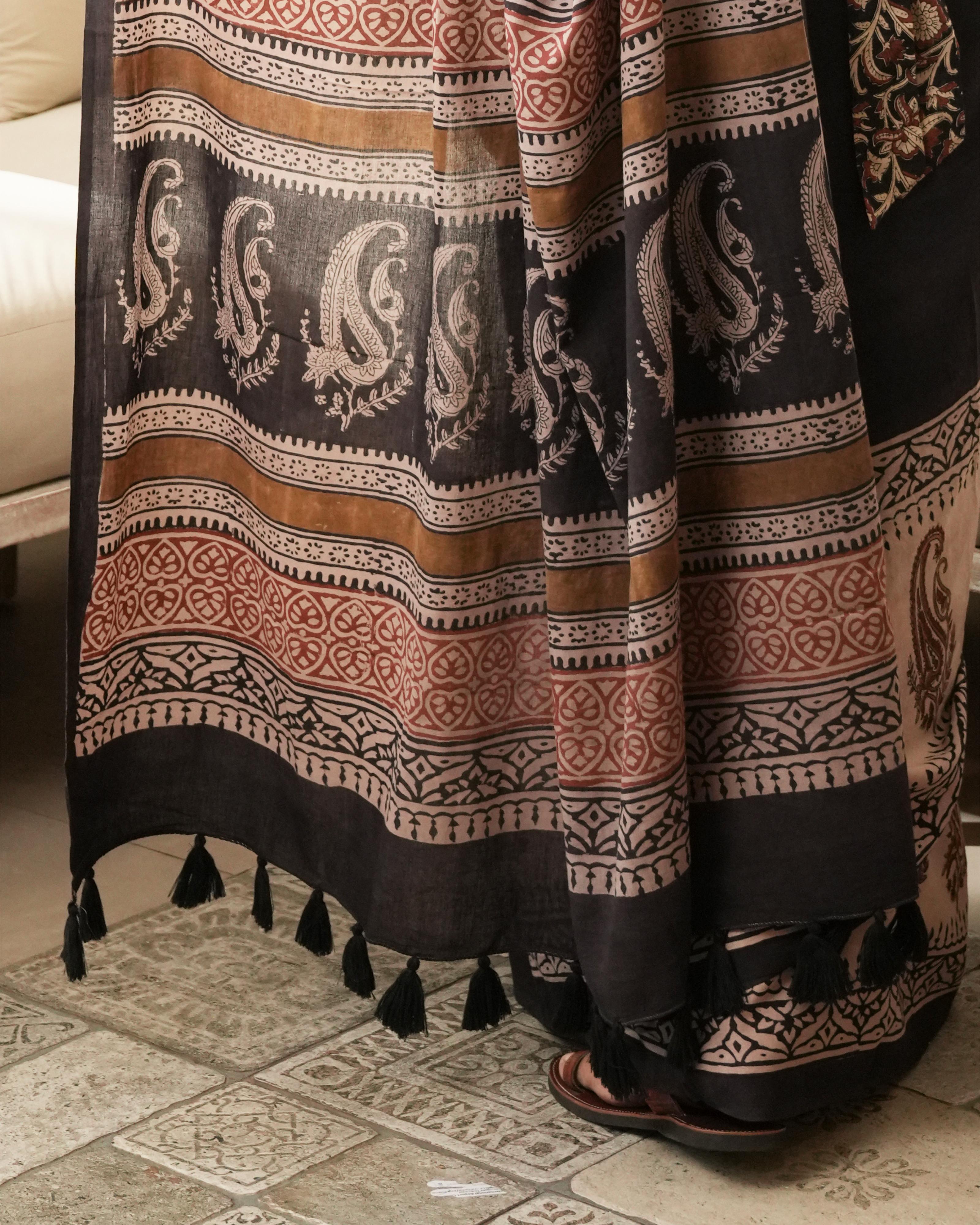 Bagru Print Mul Cotton Saree | Black Paisley Border for Office & Cultural Moments