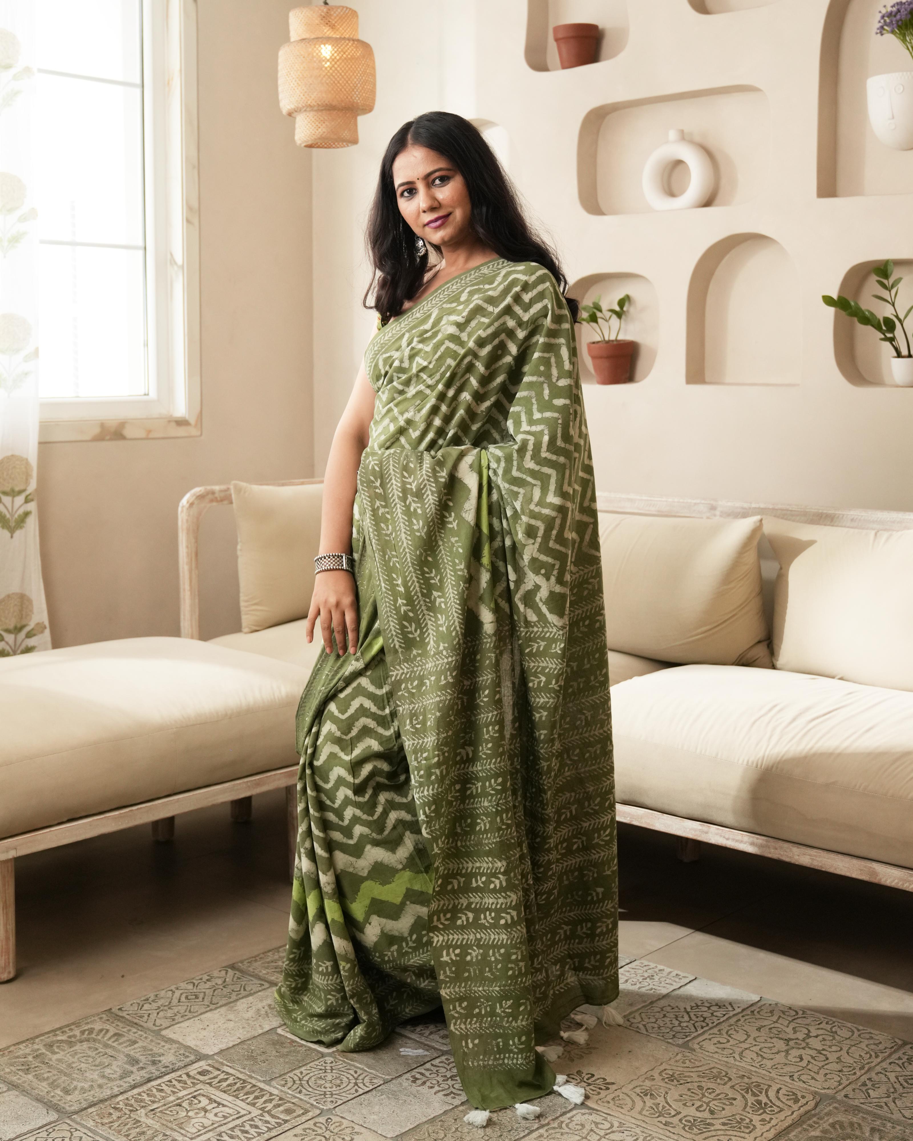 Dabu Print Mul Cotton Saree | Rustic Green Wave for Casual Outings & Cultural Events