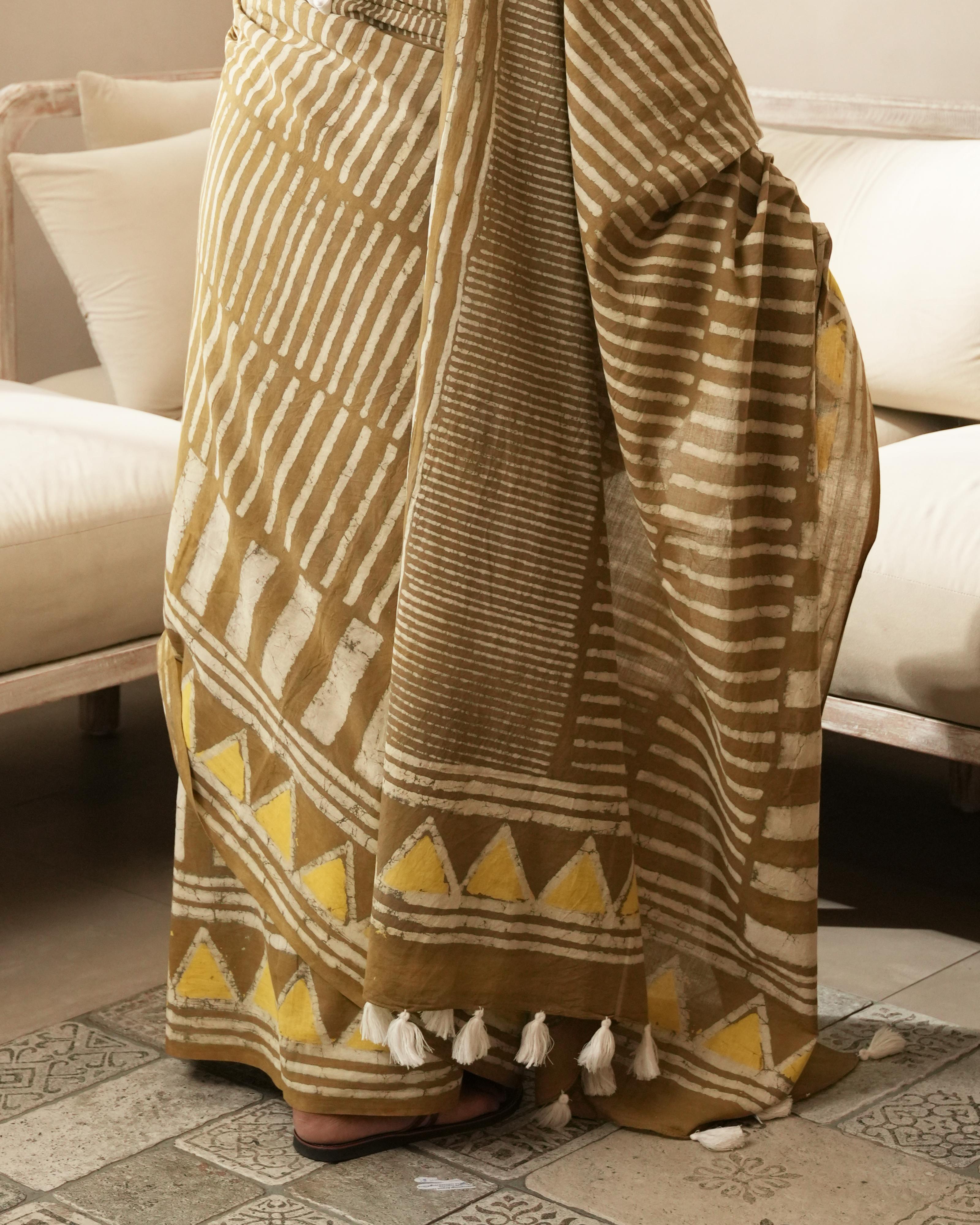 Dabu Print Mul Cotton Saree | Mustard Silli Tassel for Festive & Cultural Occasions