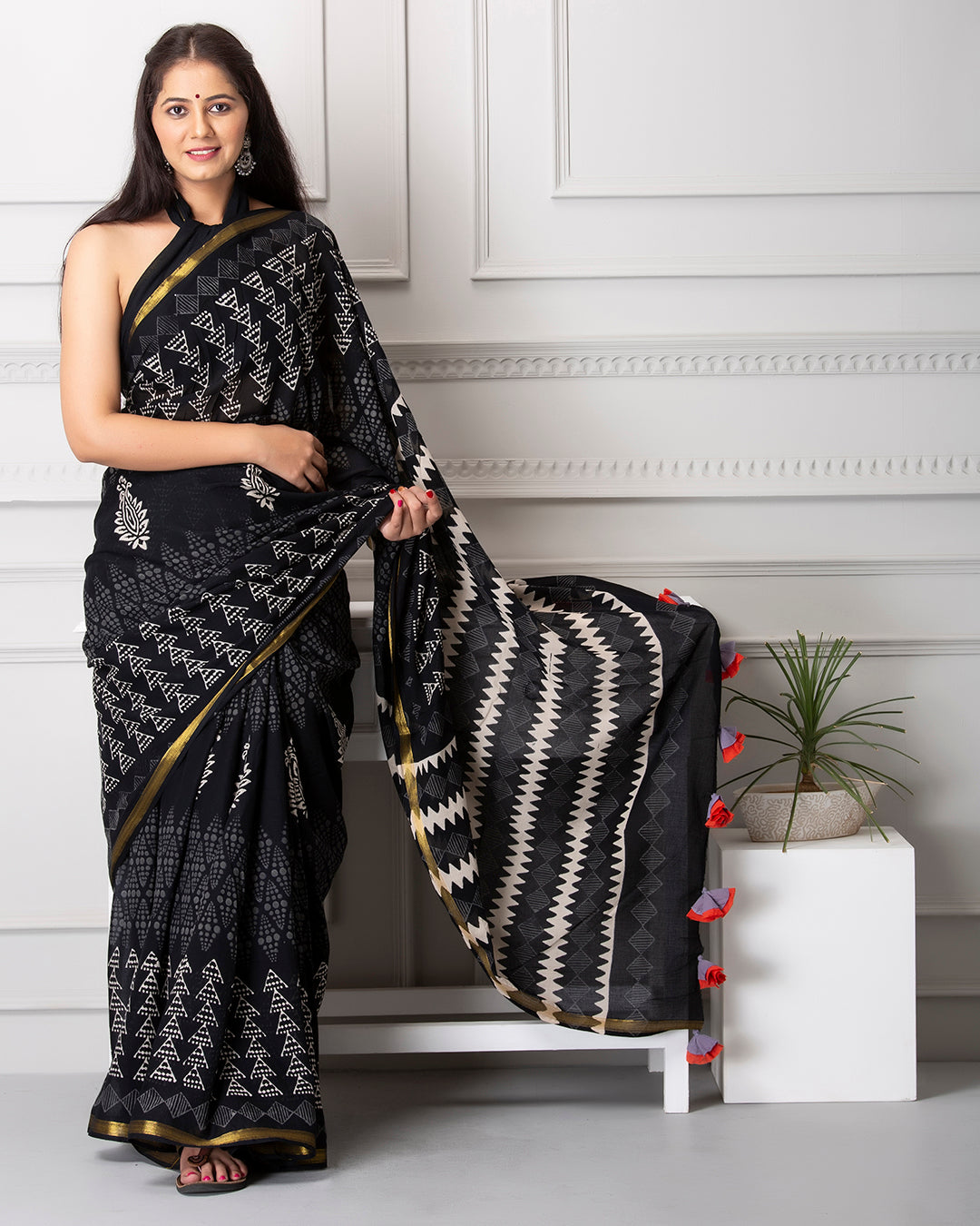 Handblock Print Mulmul Saree | Black Tree Motif for Day & Evening Festive Events