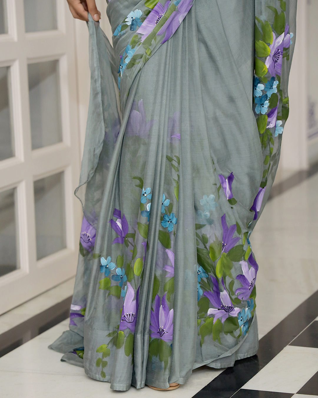 Hand Painted Chiffon Saree | Grey Floral for Elegant Daytime & Festive Wear