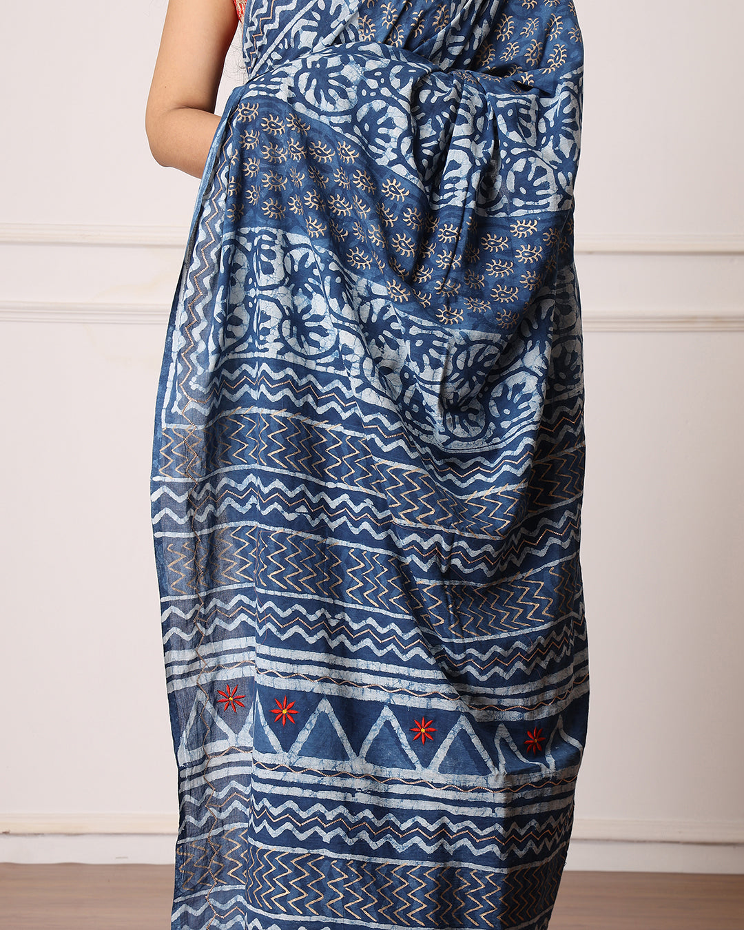 Dabu Print Mulmul Saree | Indigo Circular Handblock for Summer Days & Evenings
