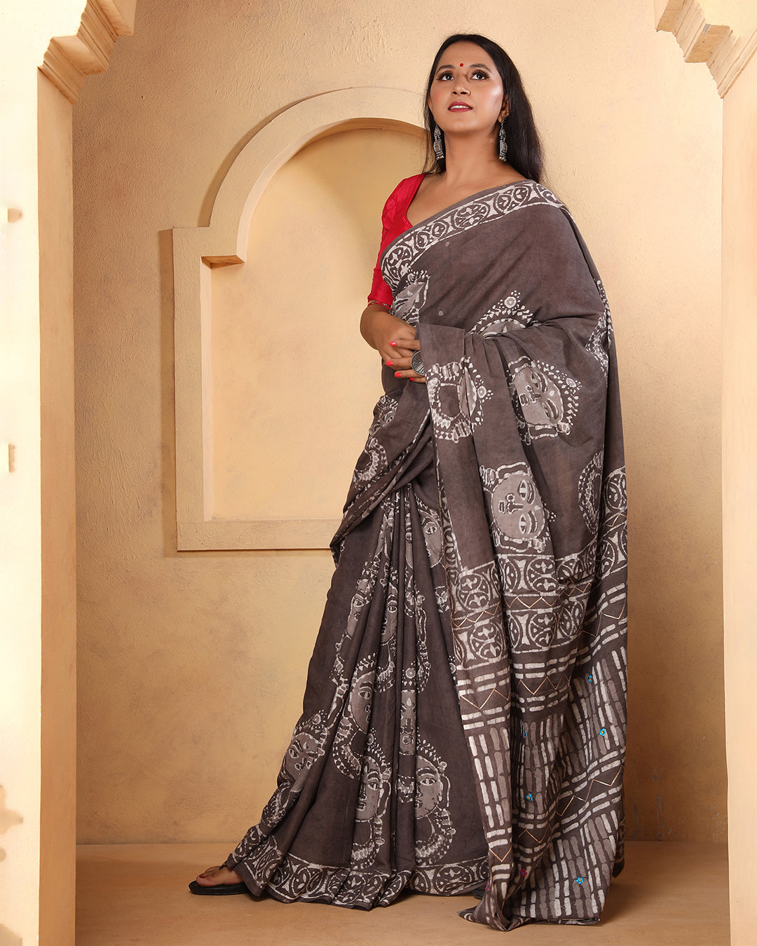 Dabu Print Mulmul Saree | Tribal Tint Grey for Cultural & Festive Occasions
