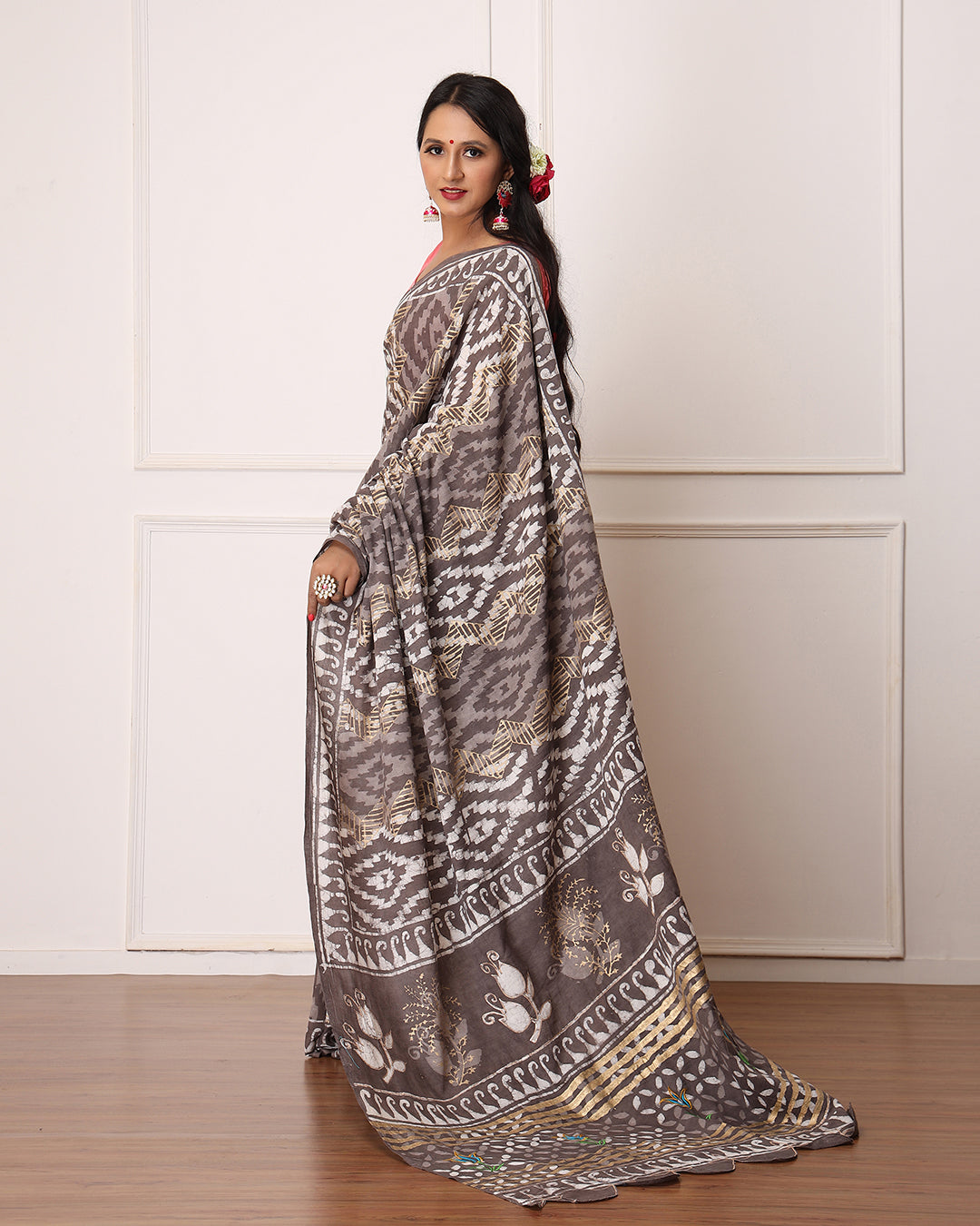 Dabu Print Mulmul Saree | Ikat Grey for Workdays, Festive Mornings & Gatherings
