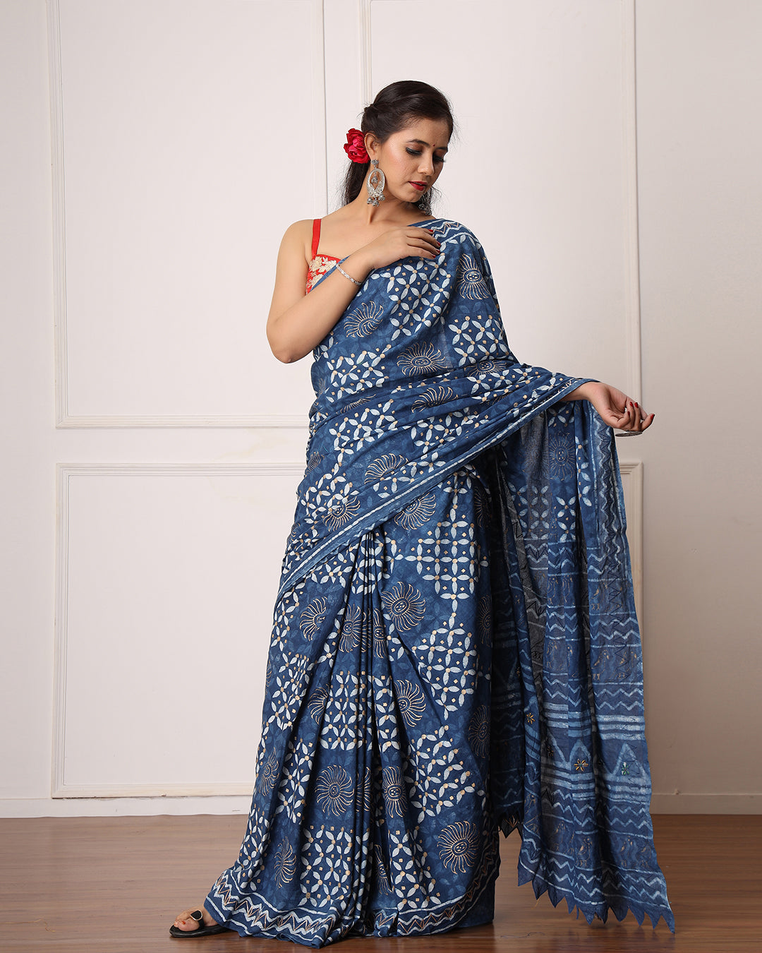 Dabu Print Mulmul Saree | Indigo White Hand Block for Daily Wear & Casual Events