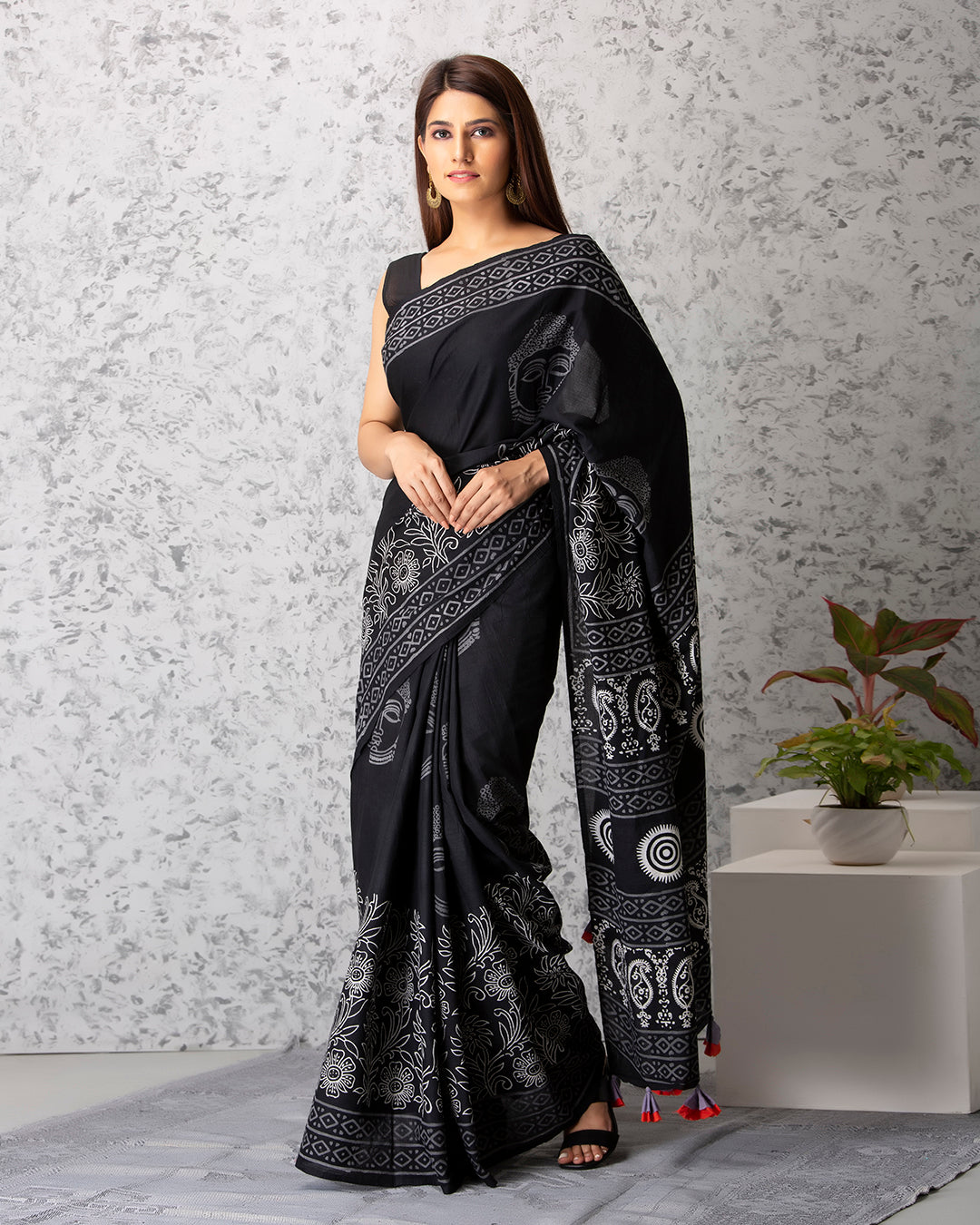 Handblock Print Mulmul Saree | Black Buddha Paisley for Work & Casual Outings