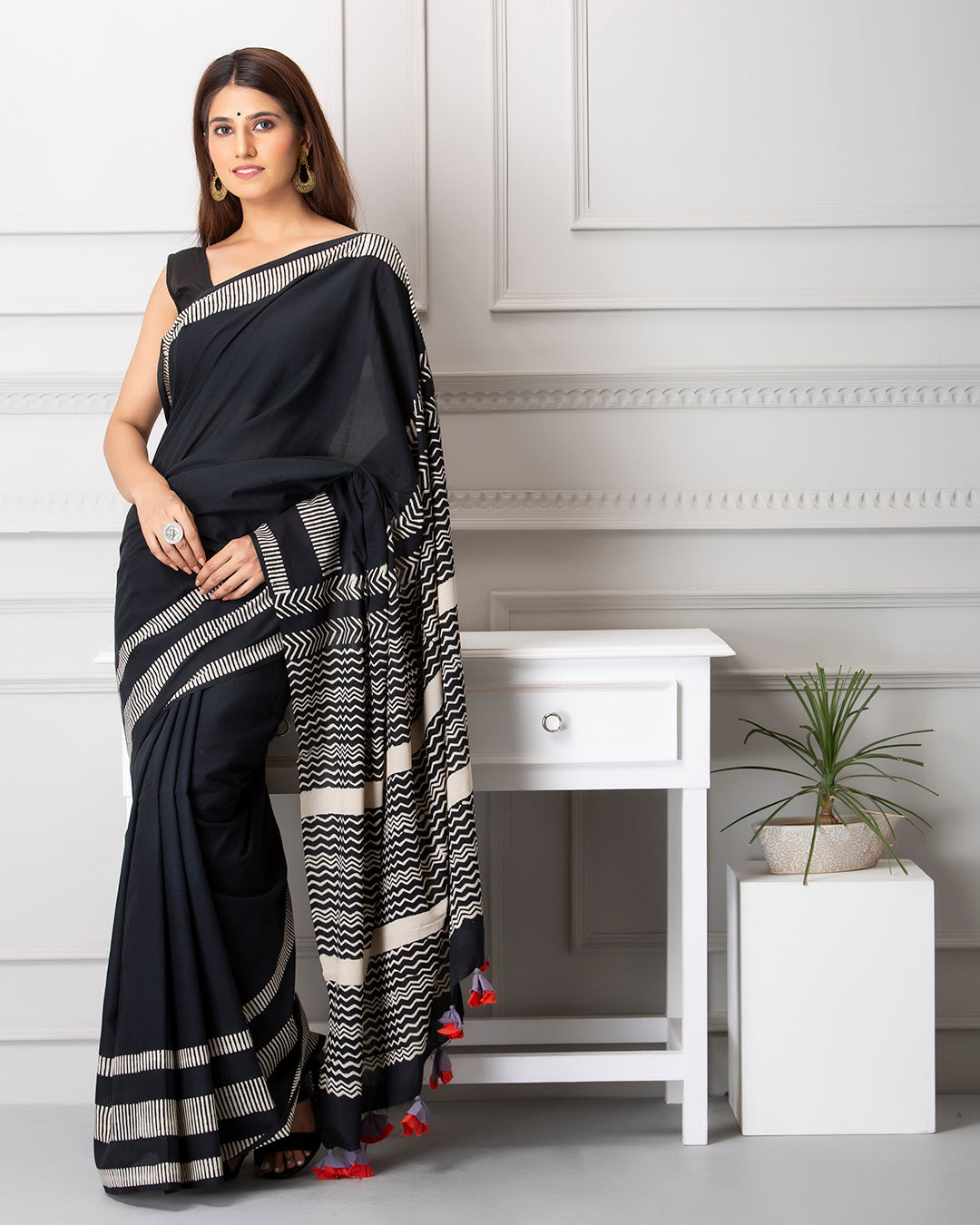Handblock Print Mulmul Saree | Black Linear White Print for Work & Festive Days
