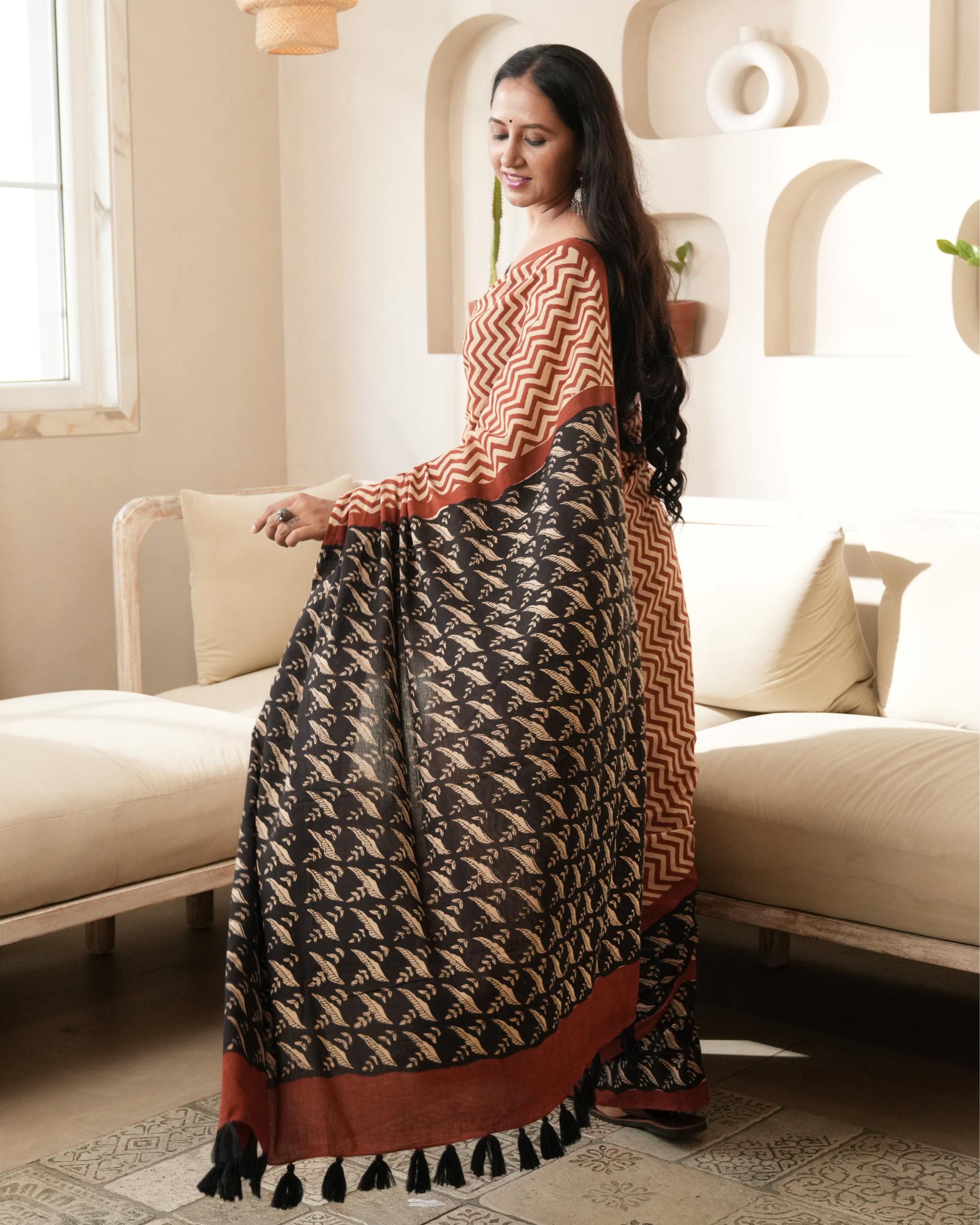 Bagru Print Mul Cotton Saree | Red Zigzag Chevron for Workwear & Festive Dressing