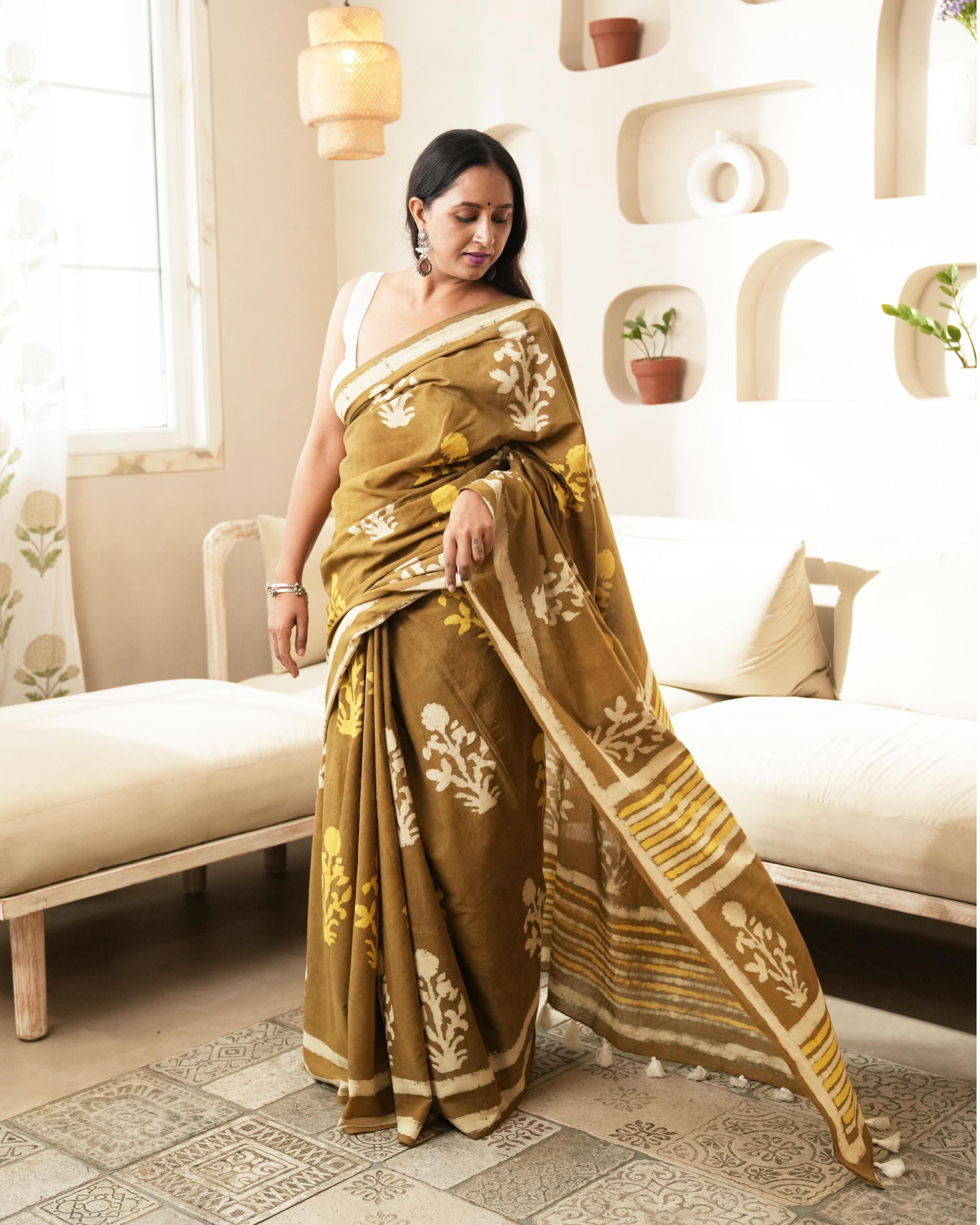 Dabu Print Mul Cotton Saree | Rustic Brown Mughal Butta for Cultural & Artisan Wear
