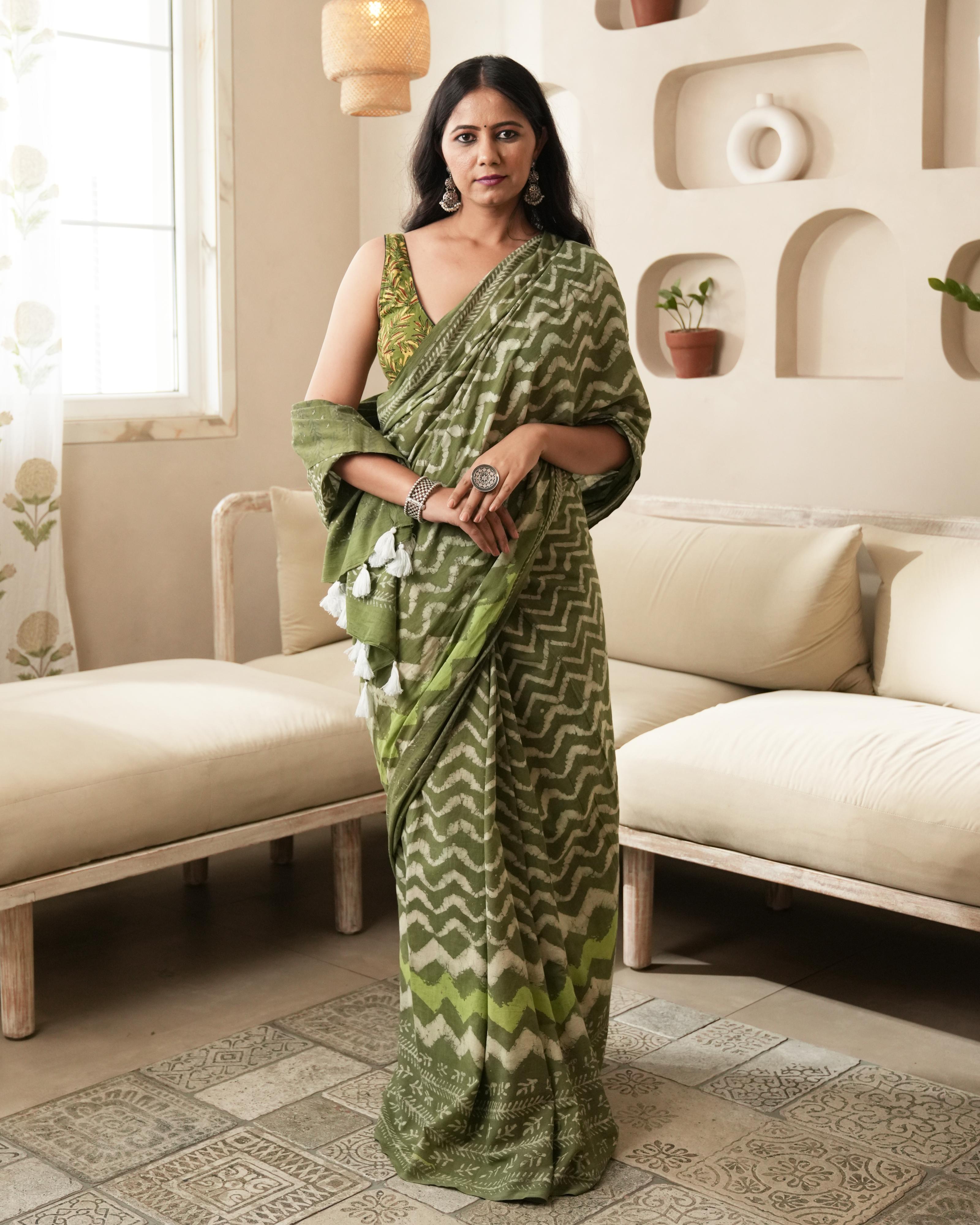 Dabu Print Mul Cotton Saree | Rustic Green Wave for Casual Outings & Cultural Events