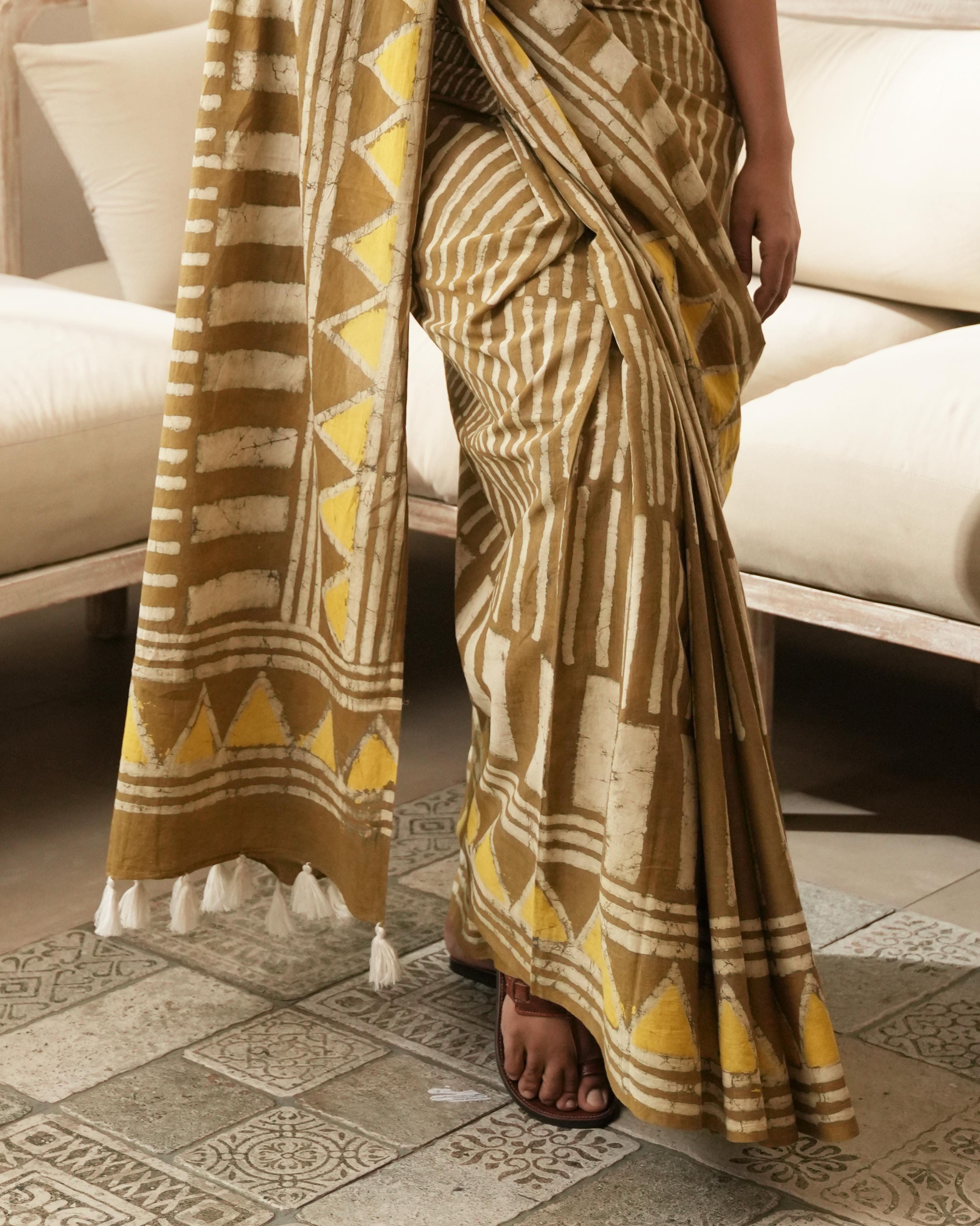 Dabu Print Mul Cotton Saree | Mustard Silli Tassel for Festive & Cultural Occasions