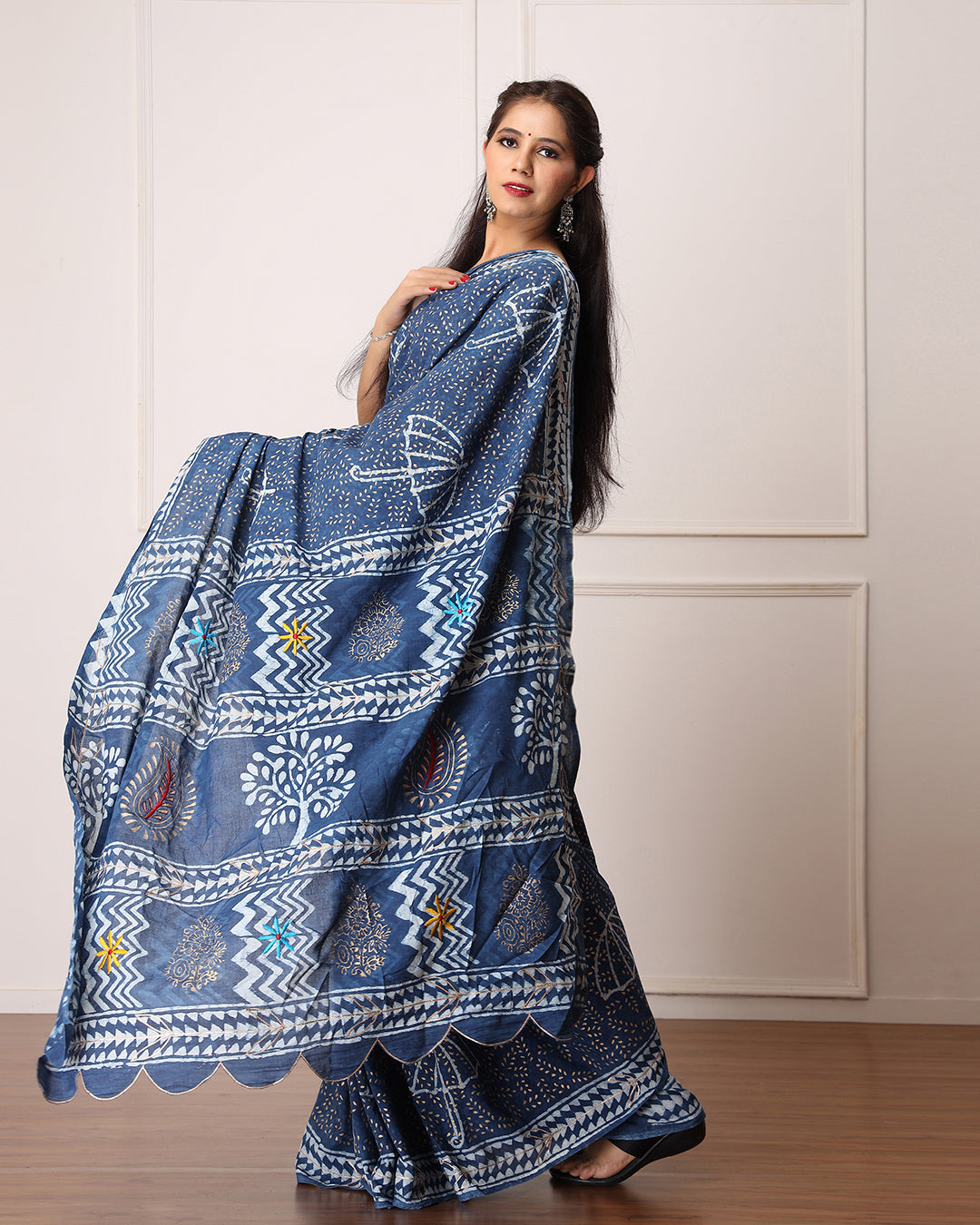Dabu Print Mulmul Saree | Indigo Umbrella Motif for Work, Outings & Gatherings