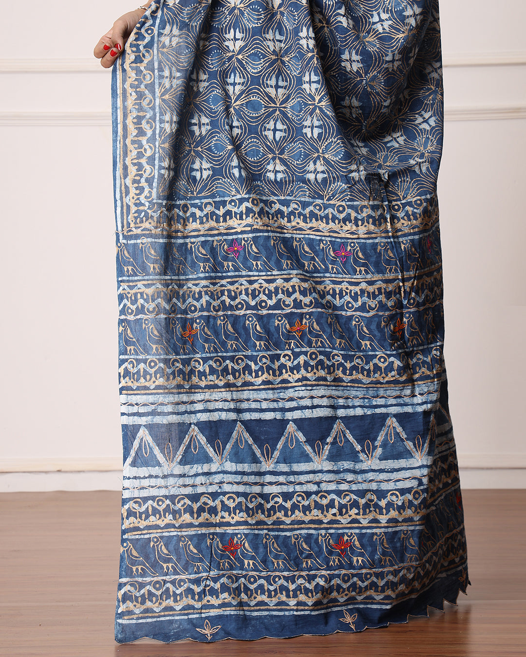 Dabu Print Mulmul Saree | Indigo Floral for Summers, Office Wear & Quiet Evenings
