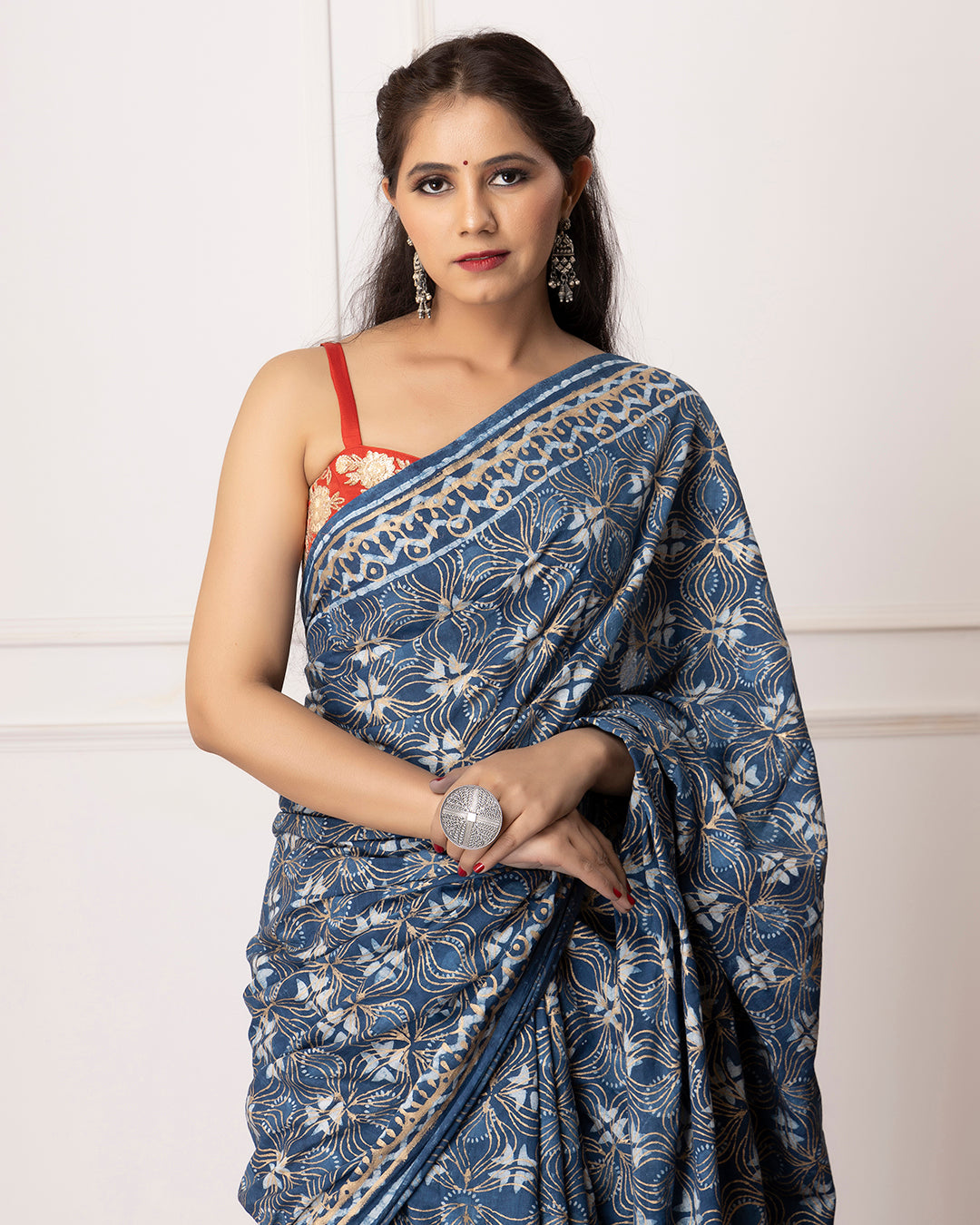 Dabu Print Mulmul Saree | Indigo Floral for Summers, Office Wear & Quiet Evenings