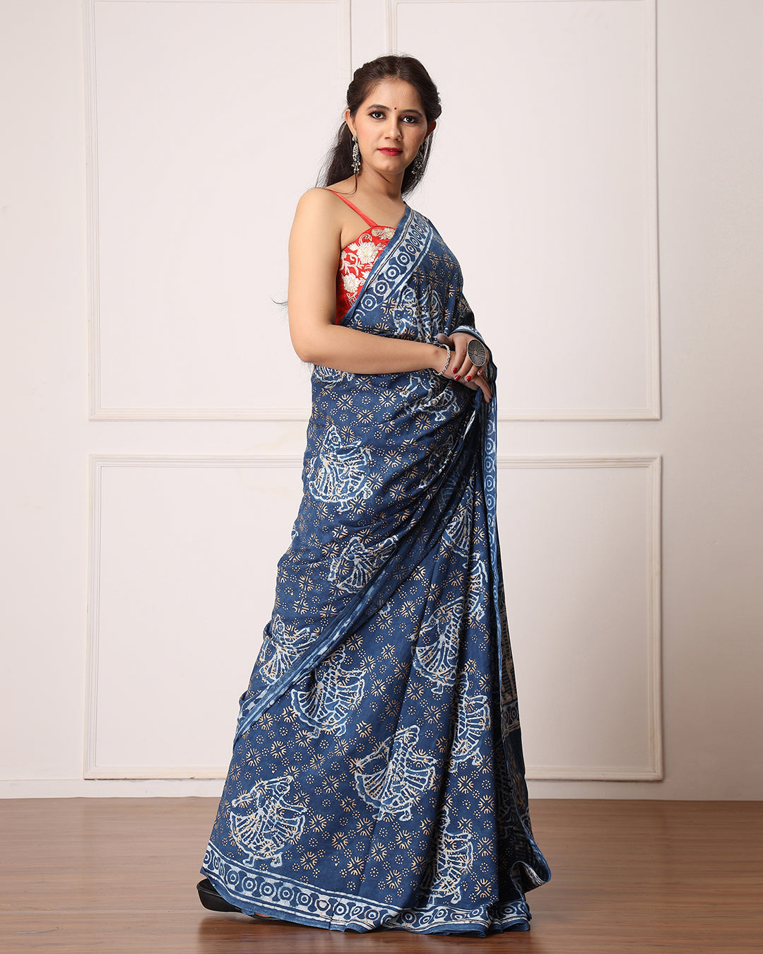Dabu Print Mulmul Saree | Indigo Ethnic Figure for Cultural Events & Office Wear