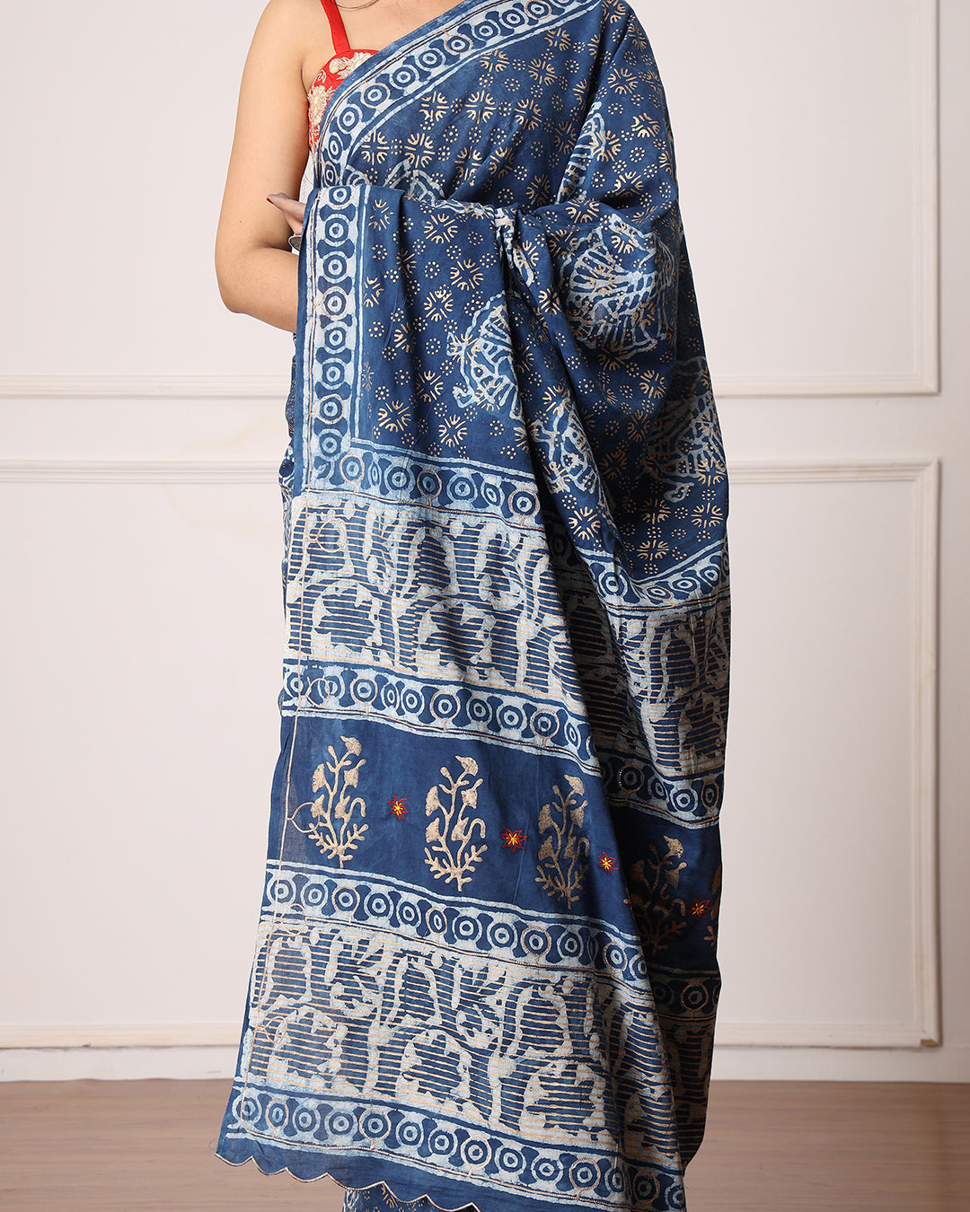 Dabu Print Mulmul Saree | Indigo Ethnic Figure for Cultural Events & Office Wear