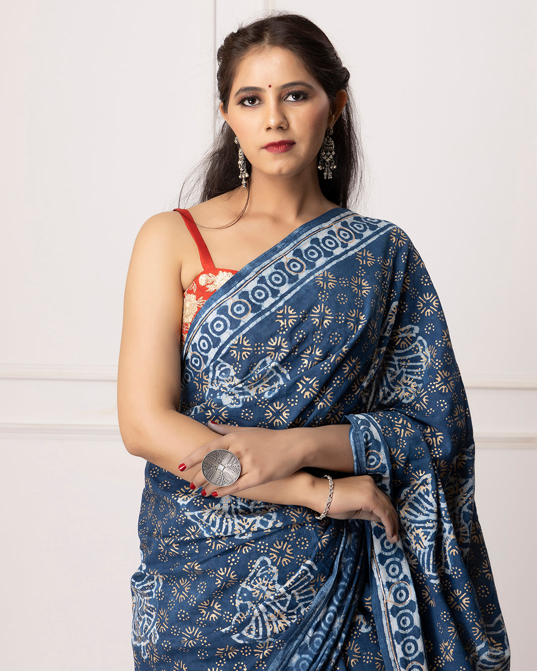 Dabu Print Mulmul Saree | Indigo Ethnic Figure for Cultural Events & Office Wear