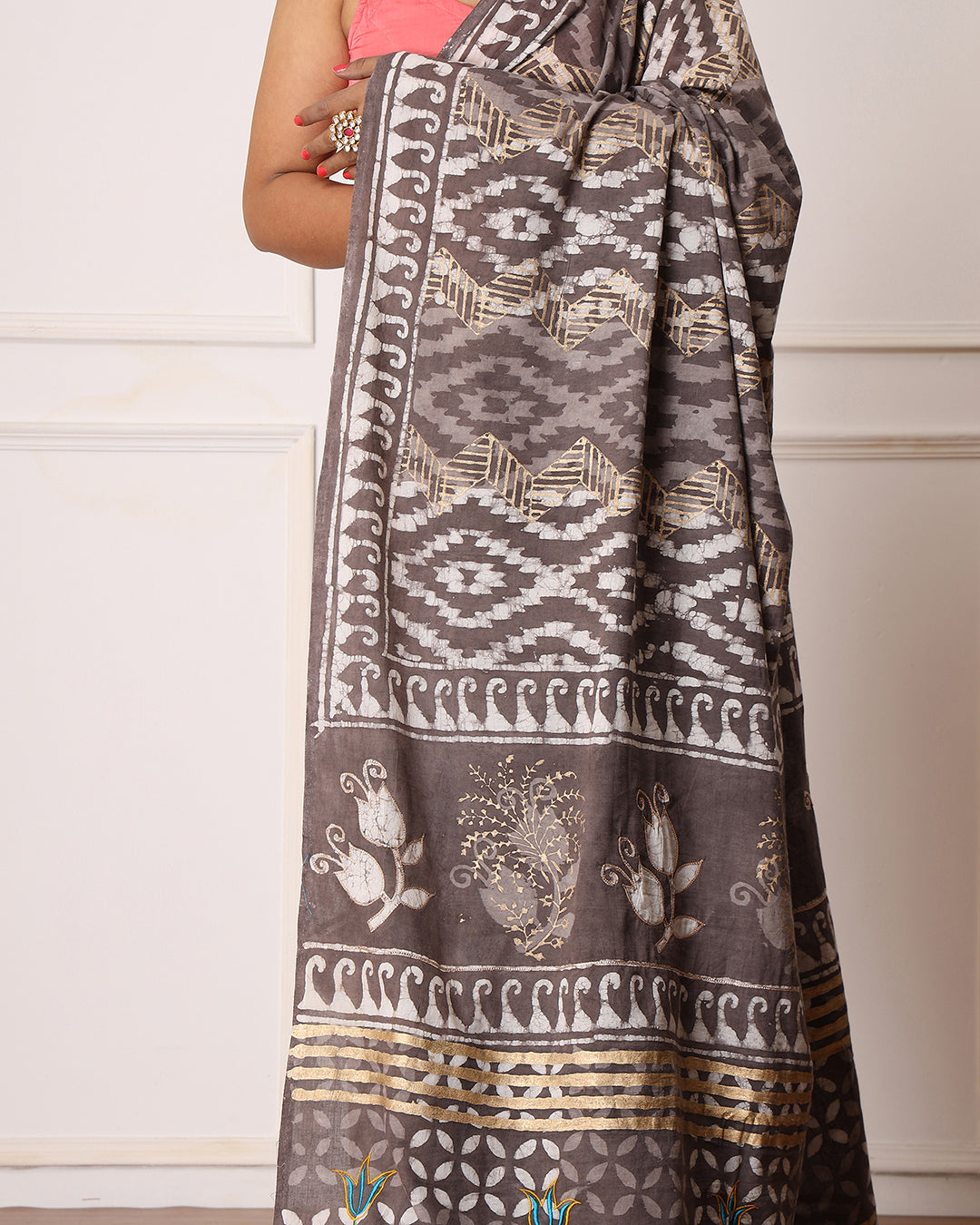 Dabu Print Mulmul Saree | Ikat Grey for Workdays, Festive Mornings & Gatherings