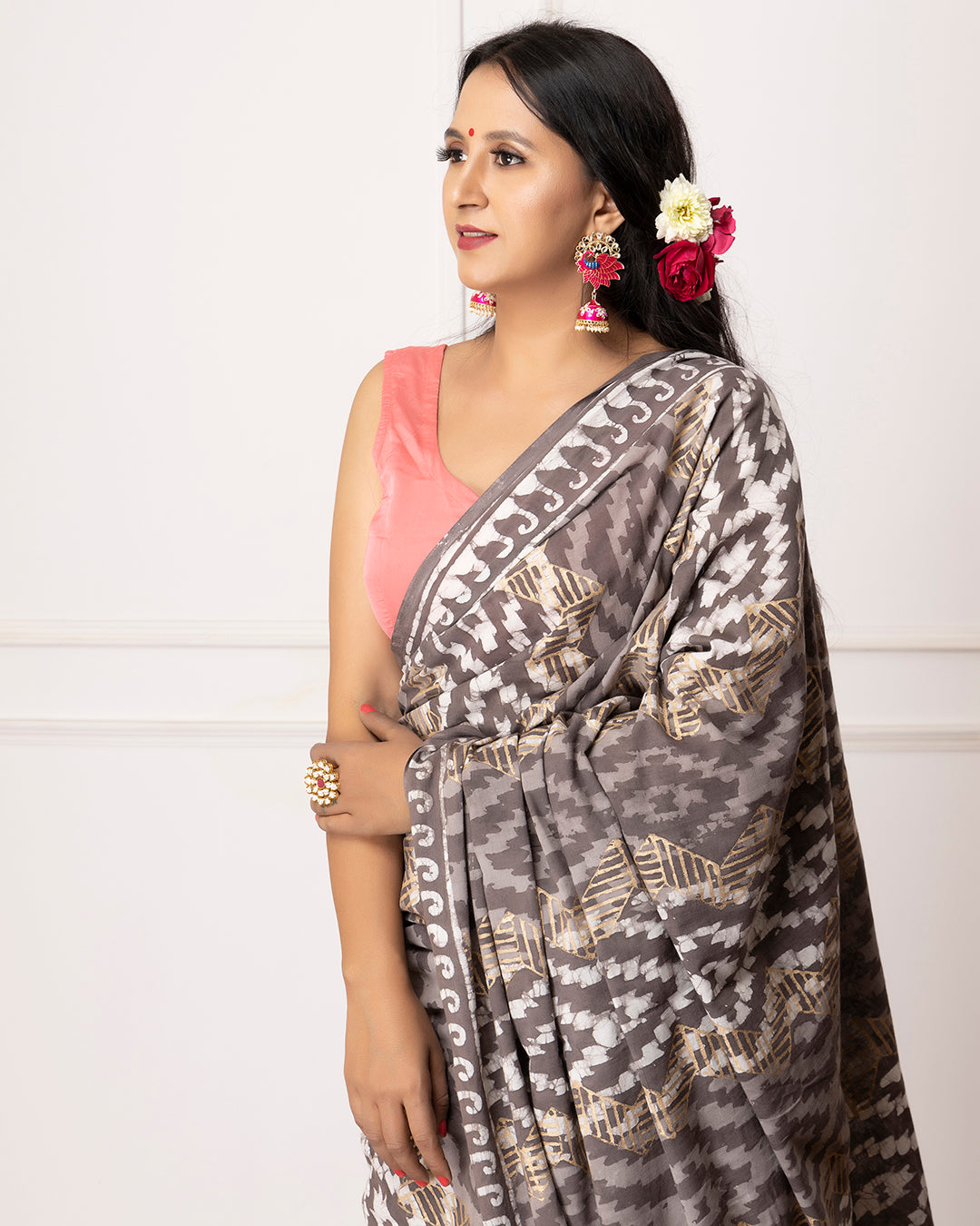 Dabu Print Mulmul Saree | Ikat Grey for Workdays, Festive Mornings & Gatherings