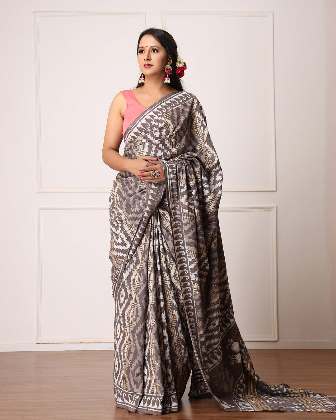 Dabu Print Mulmul Saree | Ikat Grey for Workdays, Festive Mornings & Gatherings