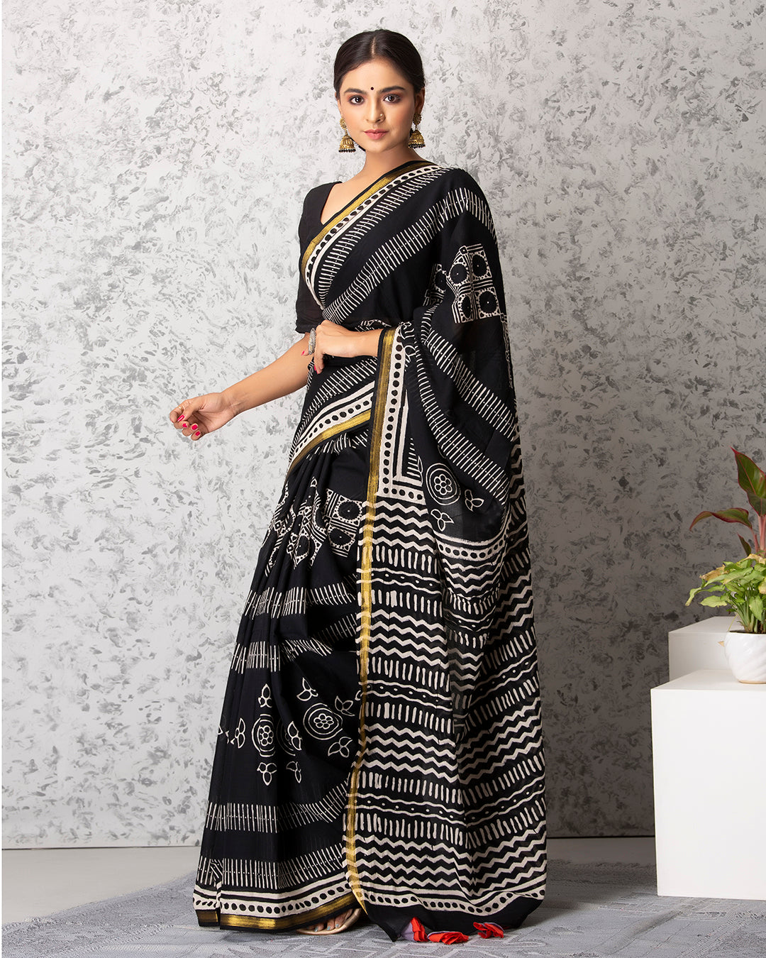 Handblock Print Mulmul Saree | Bold Folk Black for Festive Events & Casual Outings
